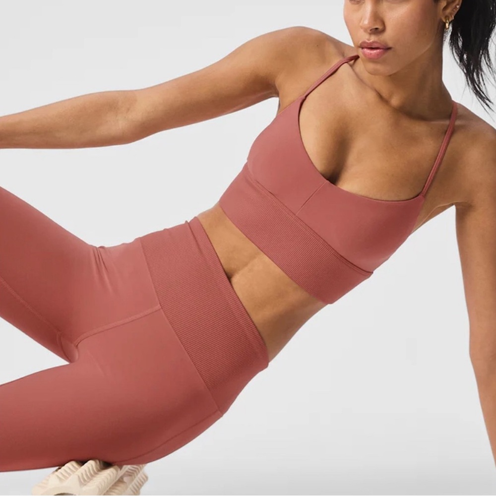 ALO Alosoft Lounge Leggings + Lavish
Bra - Soft Terracotta